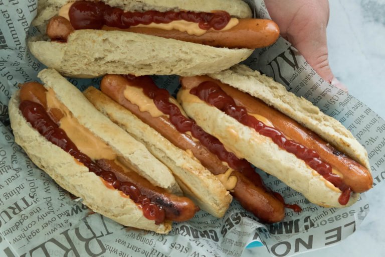 Kaura hot dog- tai burgersämpylät