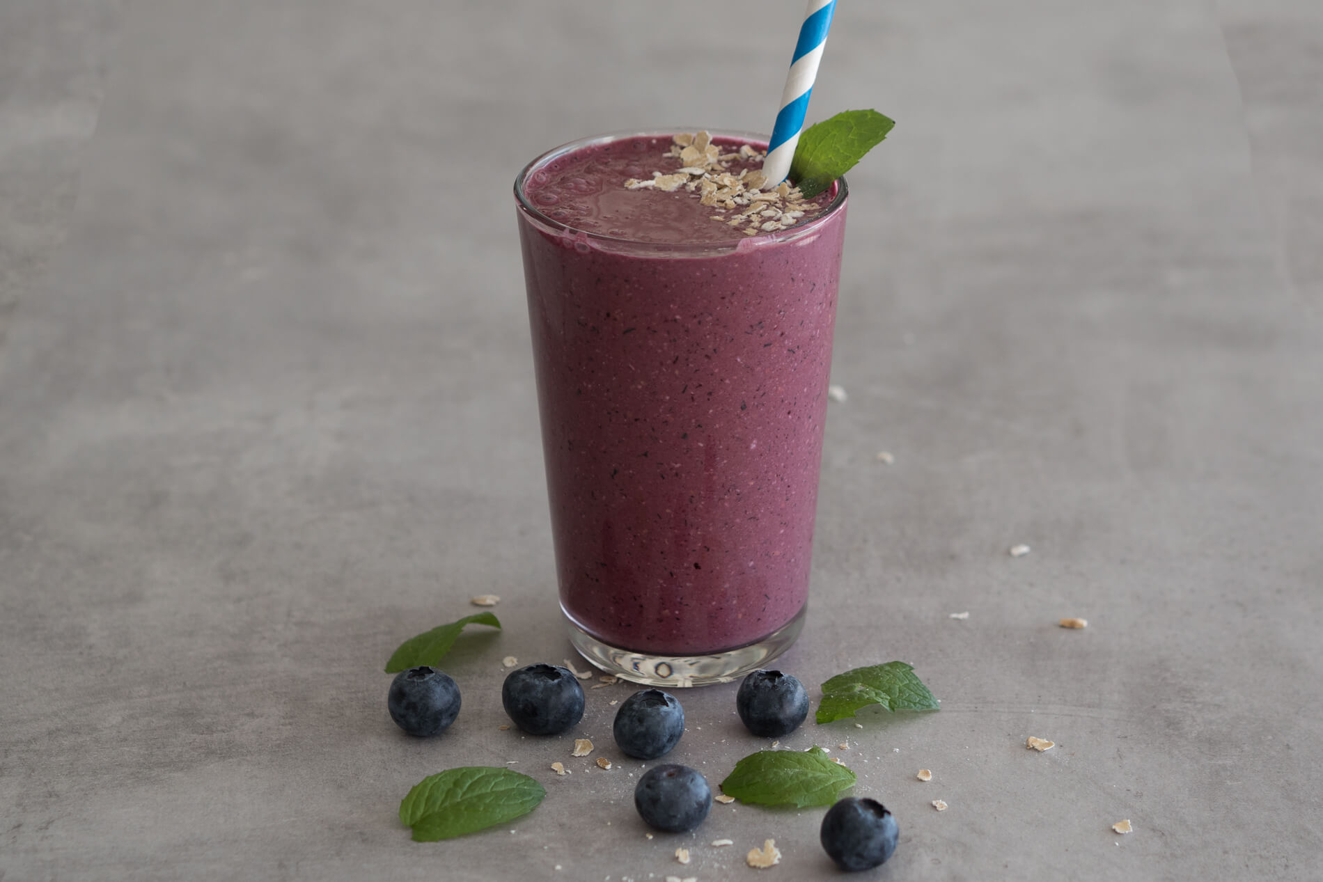 Mustikka banaanismoothie Kinnarin Tila