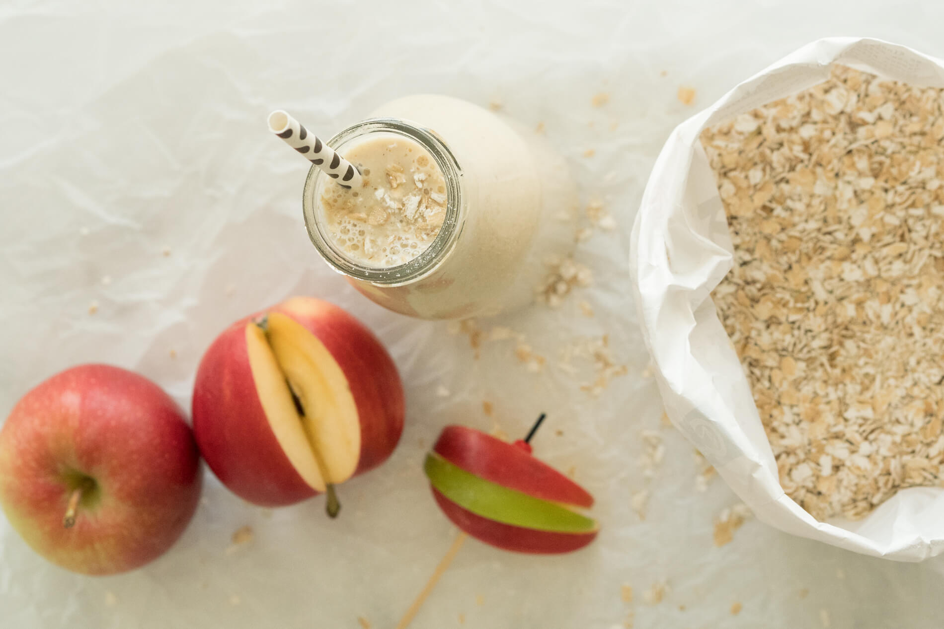 Omena banaanismoothie Kinnarin Tila