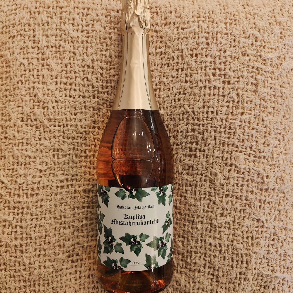 Kupliva Mustaherukanlehti 0.75L, Hakolan Luomumarjatila