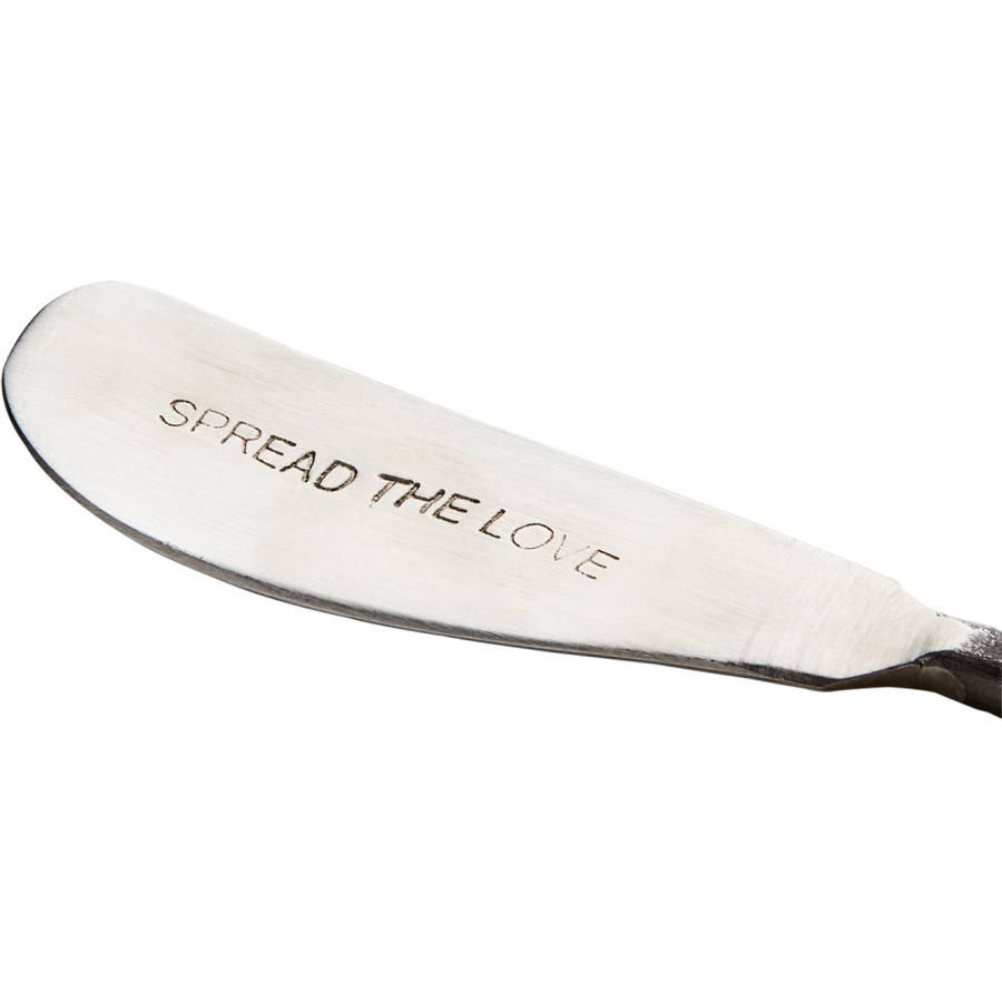 Teräksinen voiveitsi, Spread the love